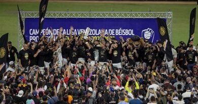 En extrainning Leones del Caracas se consagró campeón de la LVBP